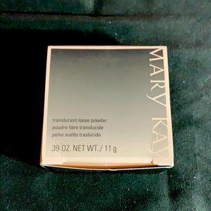Mary Kay Translucent Loose Powder